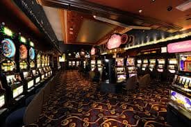 Live dealer table information showing blackjack roulette baccarat payout rates and bet limits
